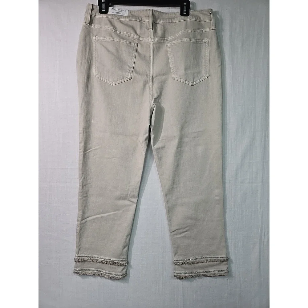 NWT Chicos So Slimming Girlfriend Slim Leg Crop Taupe Women's 2 (12) Fringe Trim